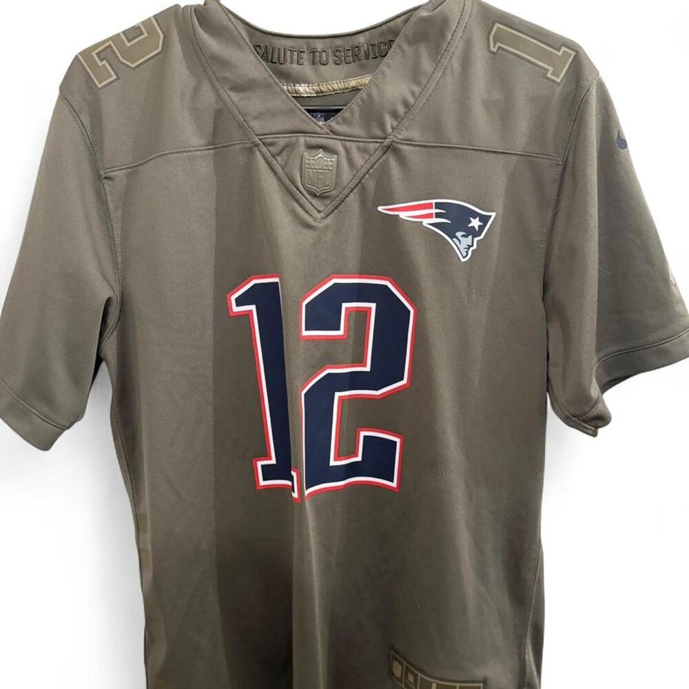 Nike new england patriots salute
